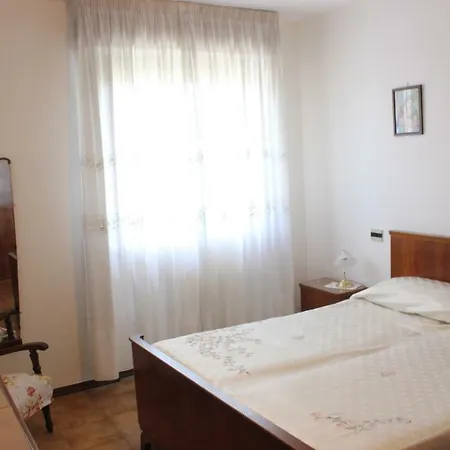 27 Apartament